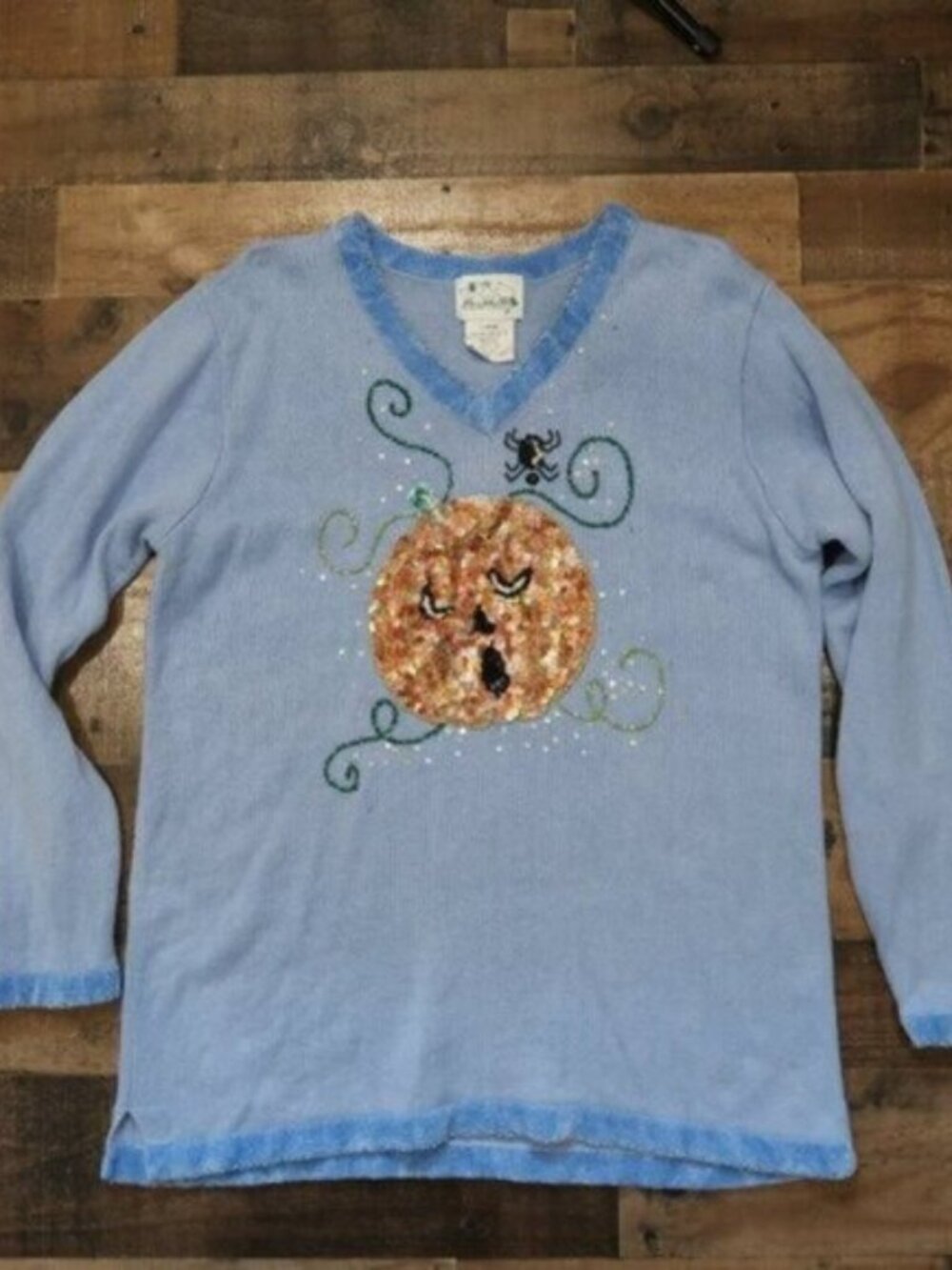 Halloween The Quacker Factory Womans Large Sequin Pumpkin Spider Sweater Blue